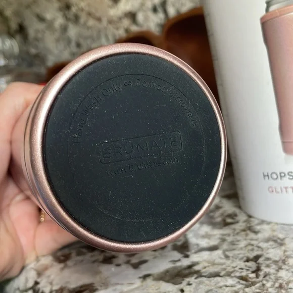 Brumate Hopsulator Slim in Glitter Rose Gold - Picture 7 of 9